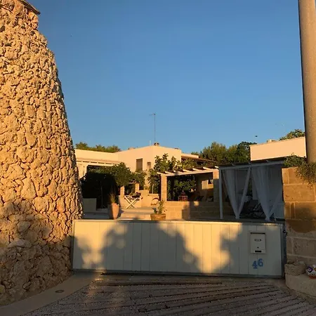 Vakantiehuis Salento-tra Gallipoli E Leuca A 50m Dal Mare Il Trullo Di Alino *